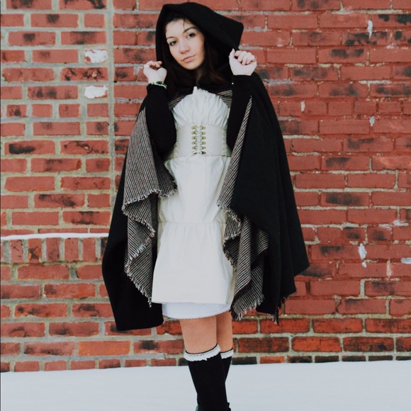 Meet your Posher, Carleigh - Picture 5 of 11